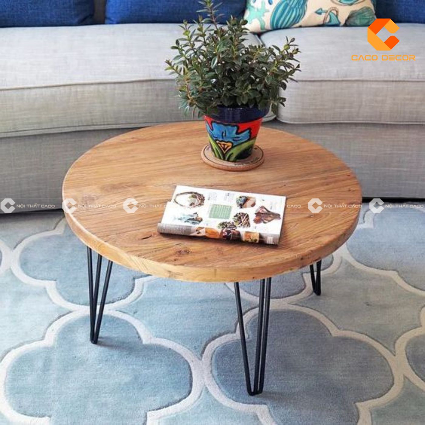 Mẫu bàn trà chân sắt mặt gỗ đầy “cuốn hút” cho phòng khách 7